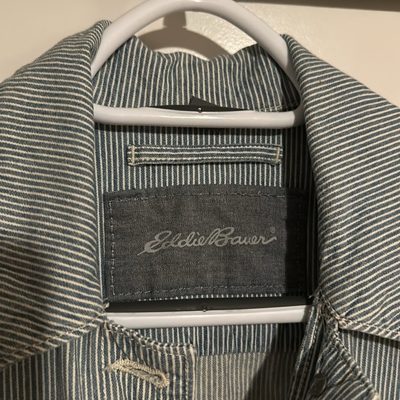 EDDIE BAUER | Light Blue Pin Stripped Lightweight Shirt Jean Jacket Button Up - Picture 9 of 15